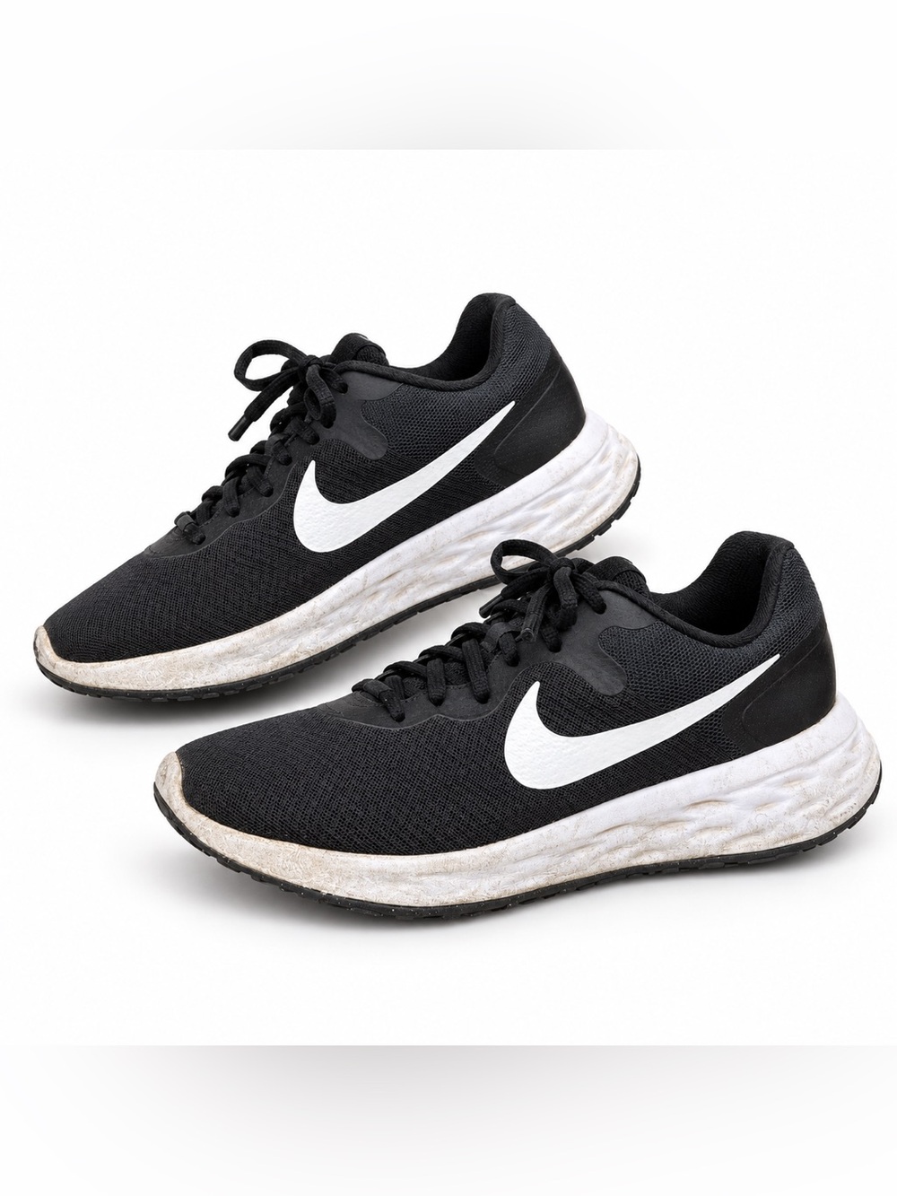 Nike Revolution 6 Next Nature Women’s Size 10 Black White